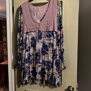 Free People size medium flowy floral mini dress
